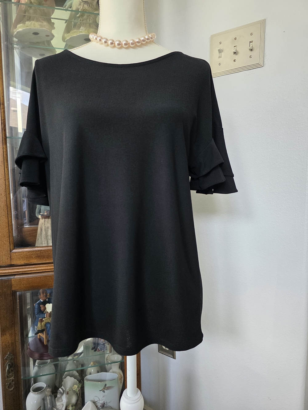 INC. Internstional Concepts Black Ruffle Sleeve Women’s Top